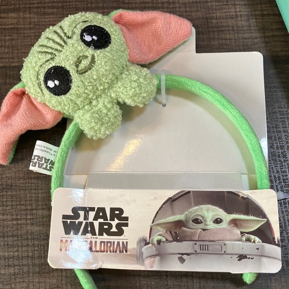 30. Star Wars Baby Yoda Headband NWT & dough - Picture 1 of 5